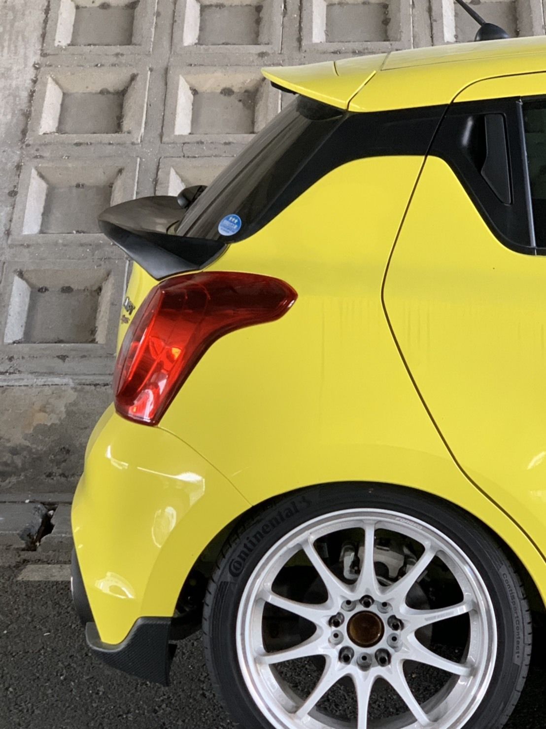 テールゲートスポイラーFRP【SWIFT SPORT ZC33S】 | Result Japa