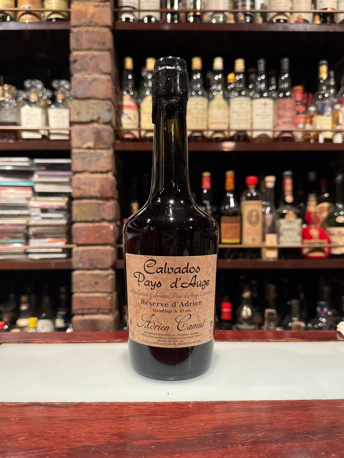 カルヴァドス　アドリアンカミュ　700ml Amazon.co.jp: アドリアンカミュ 12年 41度 700ml [並行輸入品