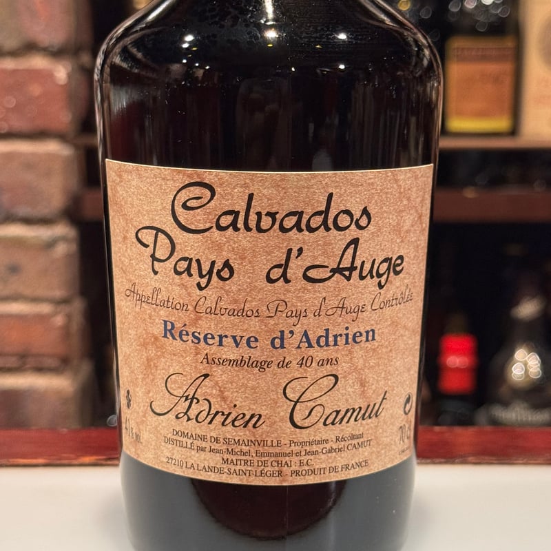 アドリアンカミュ40年レゼルブアドリアン700ml,41% | Bar