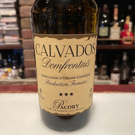 洋梨70%リンゴ30%Calvadosパコリー3年熟成、42%