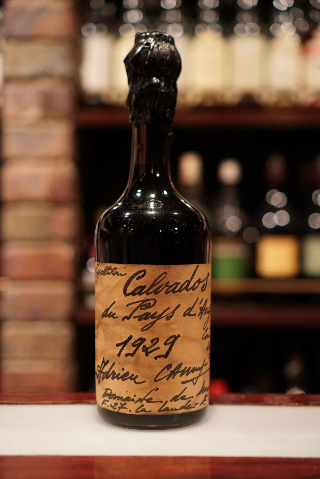 ◻︎ アドリアン・カミュ 40年　カルヴァドス　カルバドス 楽天市場】アドリアン・カミュ アドリアン 700ml 40度 35年