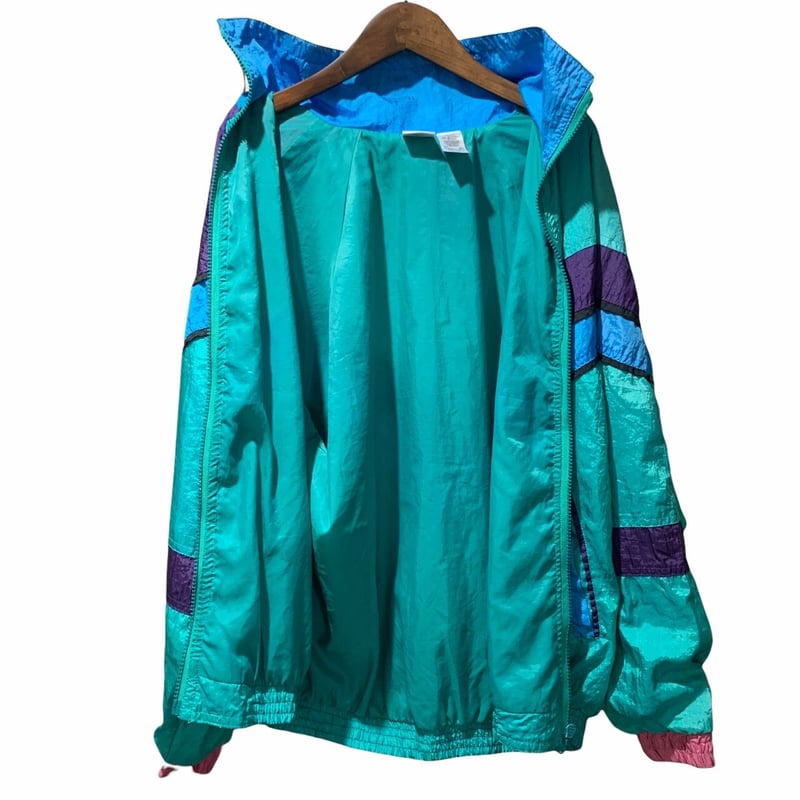 90's NIKE NYLON JACKET | OLD INN. 90's NIKE NYLON JACKET | OLD INN.