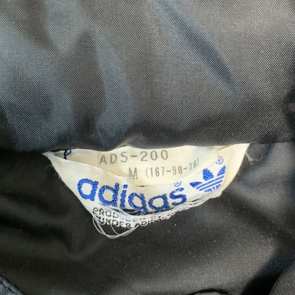 80's DESCENTE製 ADIDAS NYLON JACKET | OLD INN. 80's DESCENTE製 ADIDAS NYLON JACKET | OLD INN.