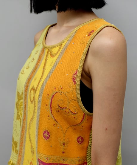 Vintage   Design Tops