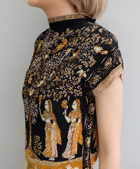 Vintage   Design Tops