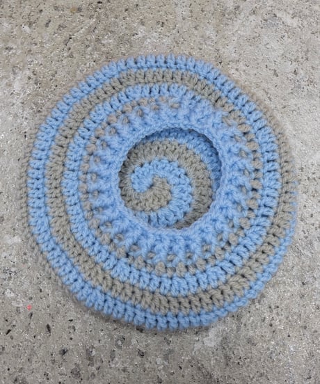 Labyrins   Spiral Knit Tam