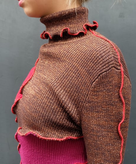 Frill Line Tops  19