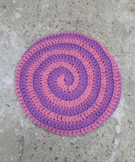 Labyrins   Spiral Knit Tam
