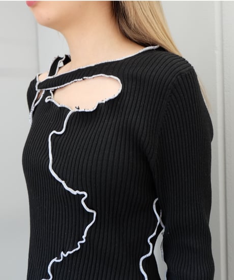 Frill Line Tops