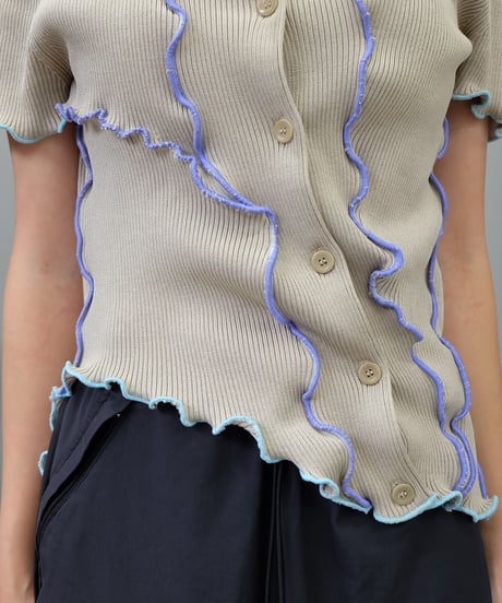 Frill Line Tops 3