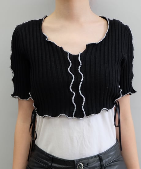 Remake Frilll line Tops