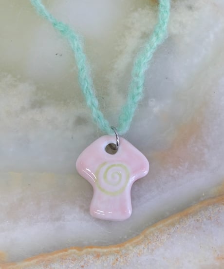 Labyrins x Sugascoop   Ceramic necklace 5