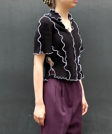 Frill Line Tops