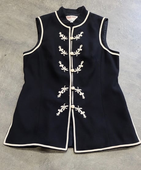 Vintage   Design Tops