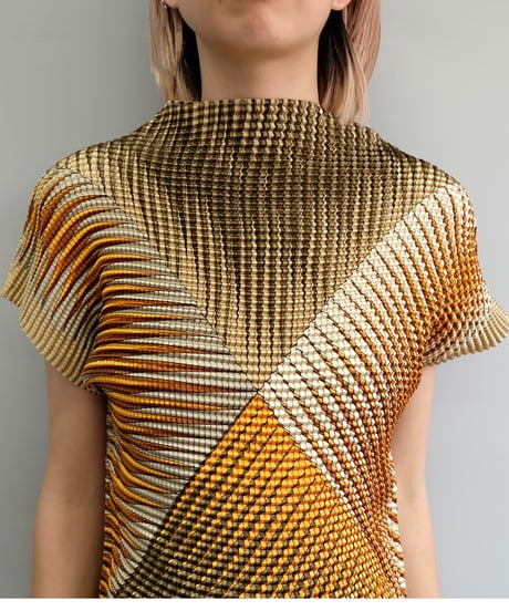 Vintage   Design Tops