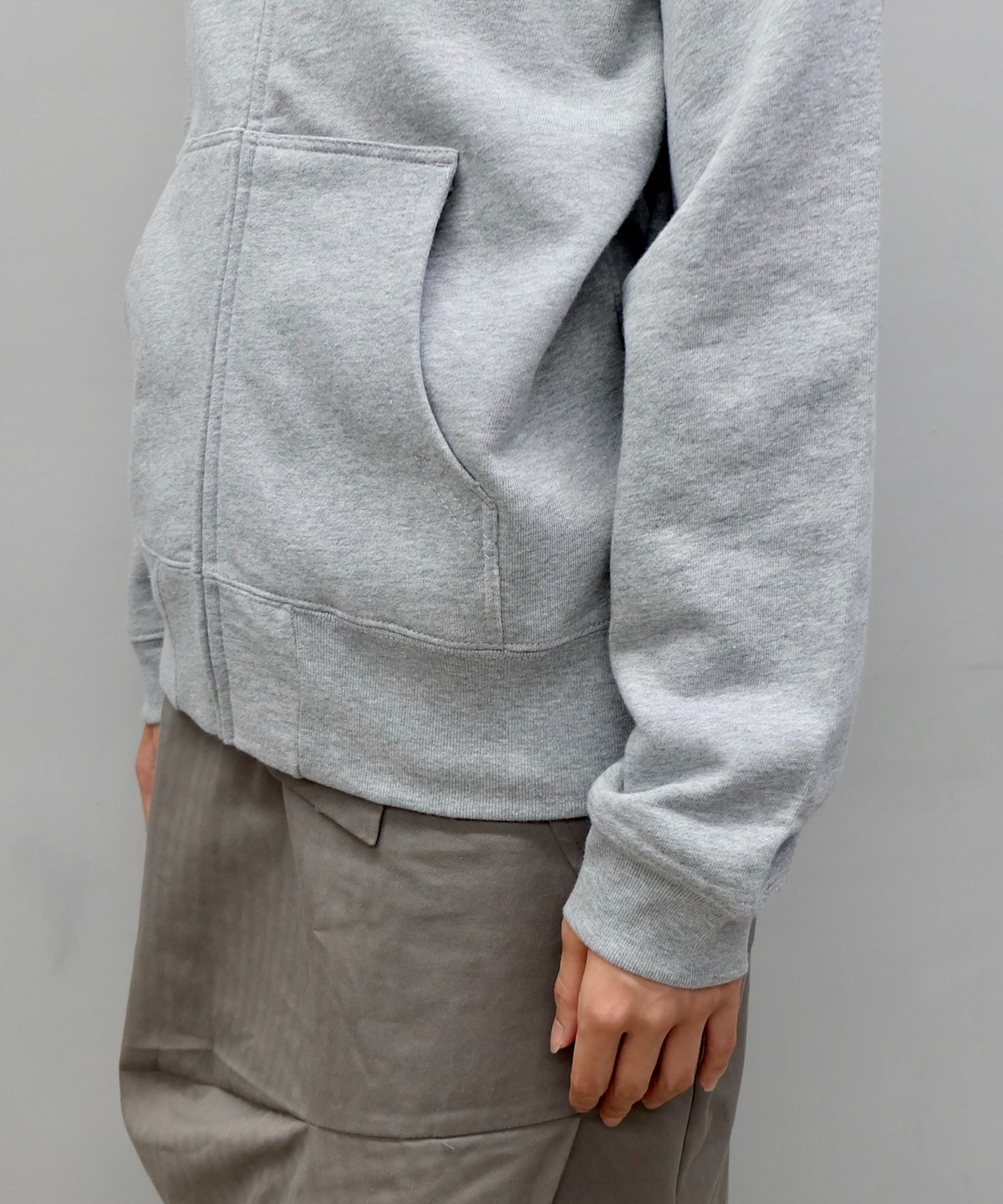 Labyrins Dont Cry Horse Zip Hoodie Gray | Shury