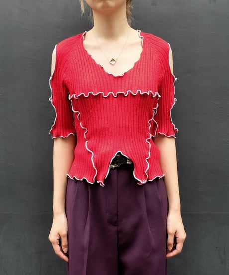 Frill Line Tops