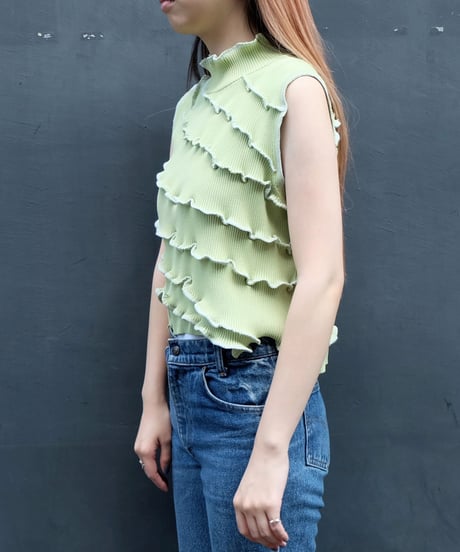 Frill Line Tops