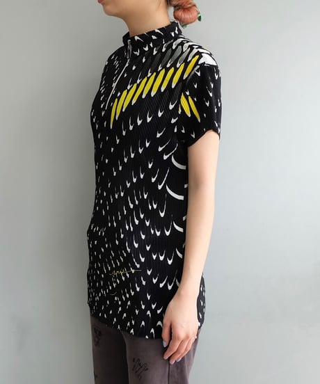 Vintage   Design Tops