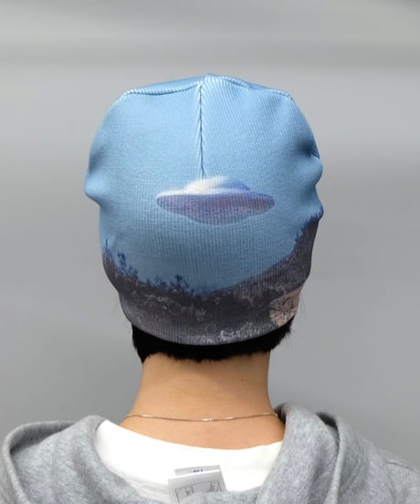 Labyrins Picture Beanie  3