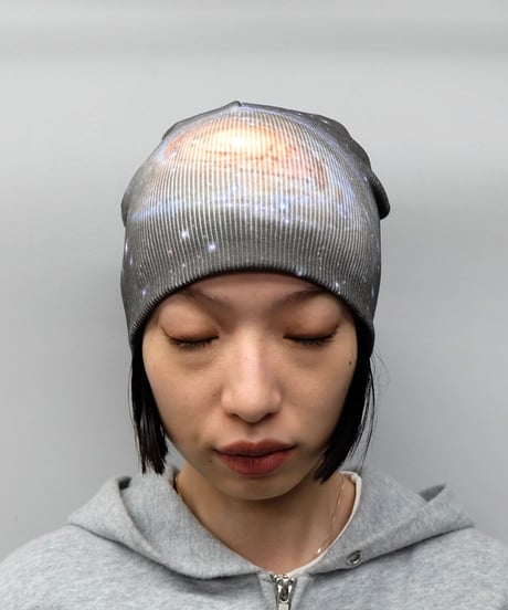 Labyrins Picture Beanie  10