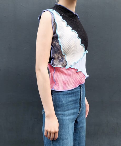 Frill Line Tops