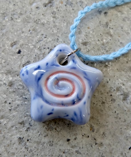 Labyrins x Sugascoop Ceramic necklace 10