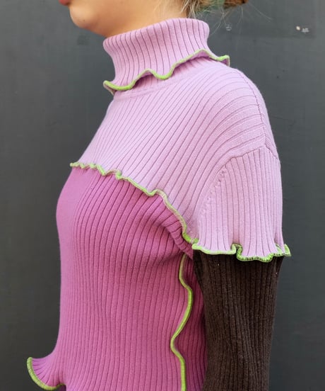 Frill Tops