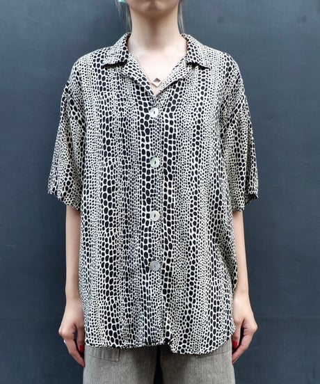 Vintage   Design Shirt