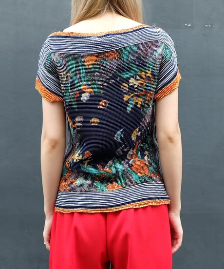 Vintage   Design Tops
