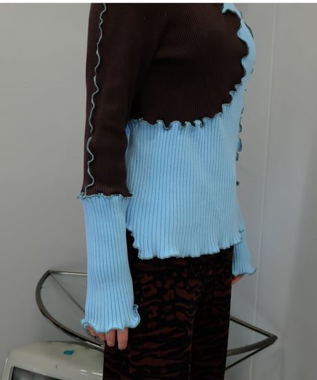 Frill Line Tops 11