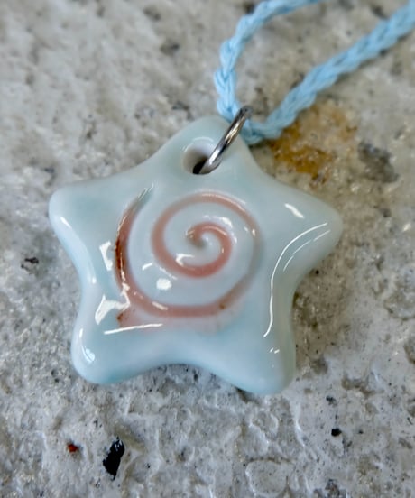 Labyrins x Sugascoop Ceramic necklace 8