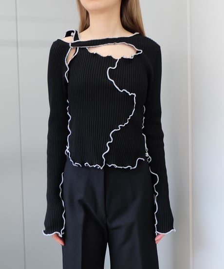 Frill Line Tops