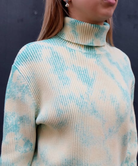 Bleach Turtle Knit 16