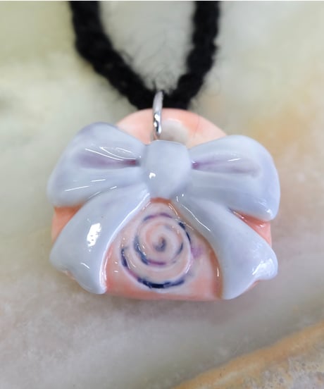 Labyrins x Sugascoop   Ceramic necklace 9