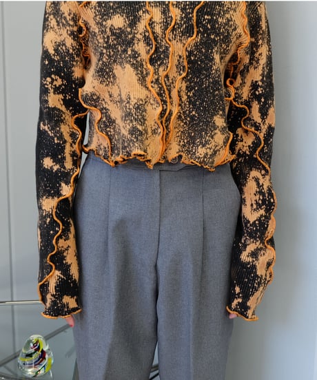 Frill Line Tops