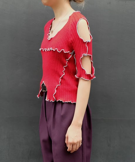 Frill Line Tops