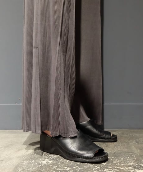 Vintage Pleats Pants