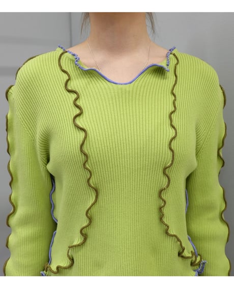Frill Line Tops