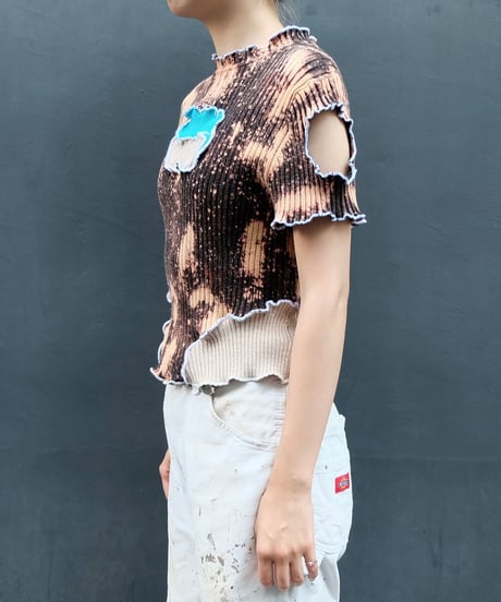 Frill Line Tops