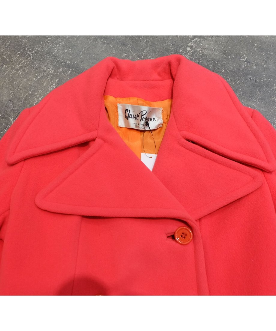 5def26aea551d529f9705e80