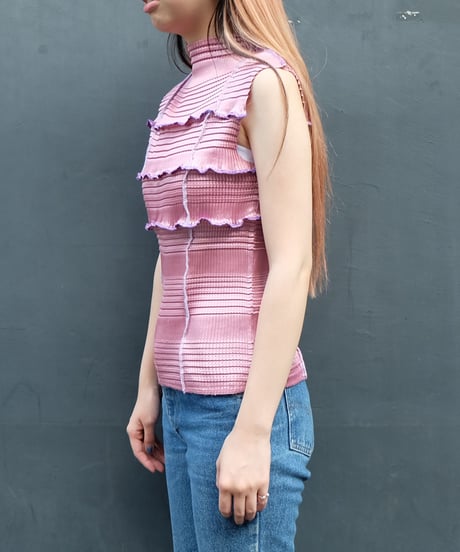 Frill Line Tops