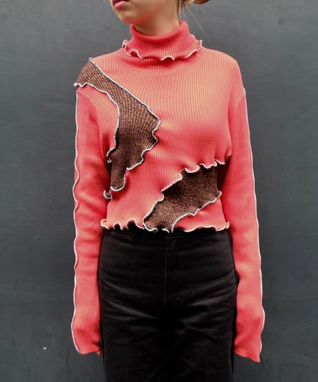 Frill Line Tops  23