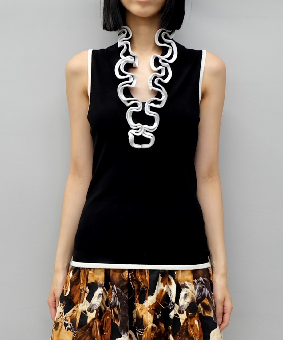 6884aabcf638a1208232949c