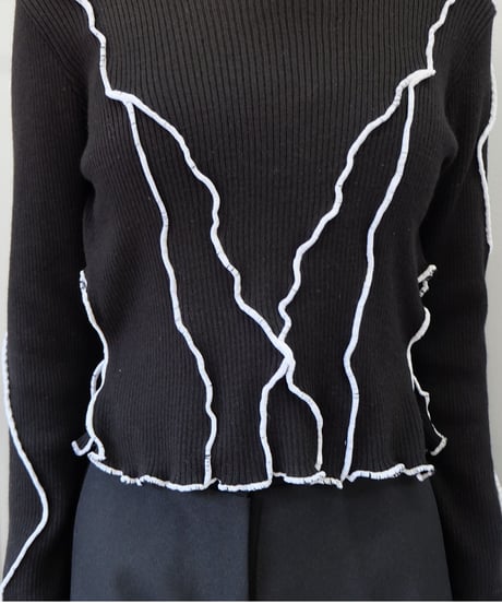 Frill Line Tops
