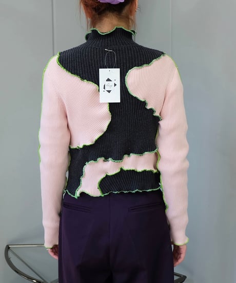 Frill Line Tops