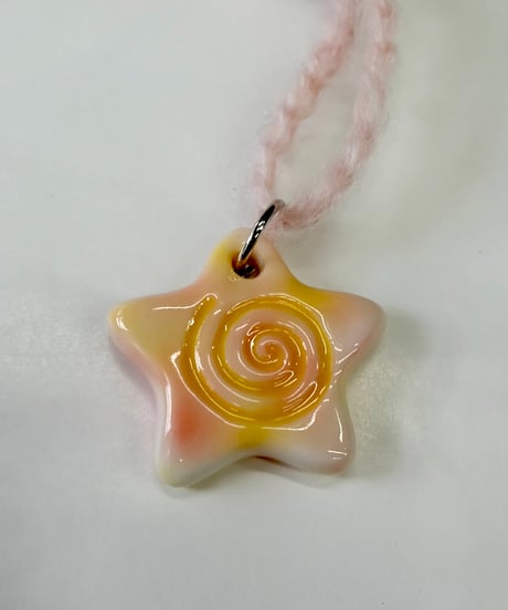 Labyrins x Sugascoop Ceramicnecklac 5