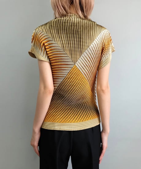 Vintage   Design Tops