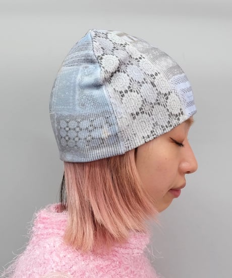 Labyrins Picture Beanie 8