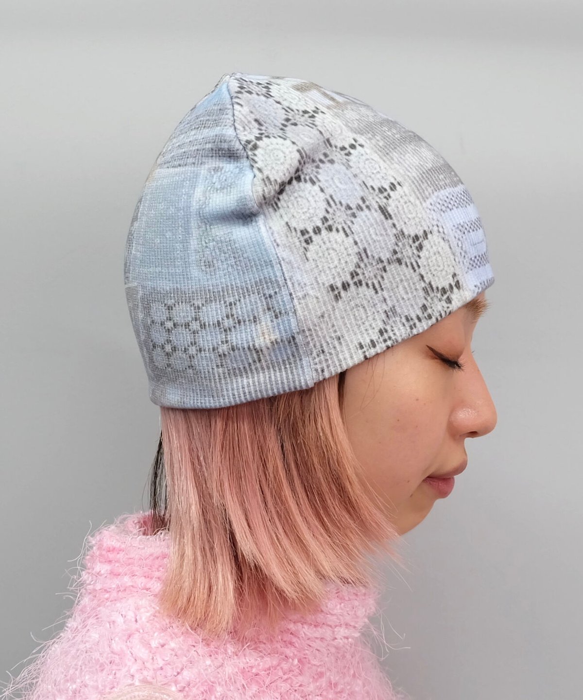 Labyrins Picture Beanie 8 | Shury